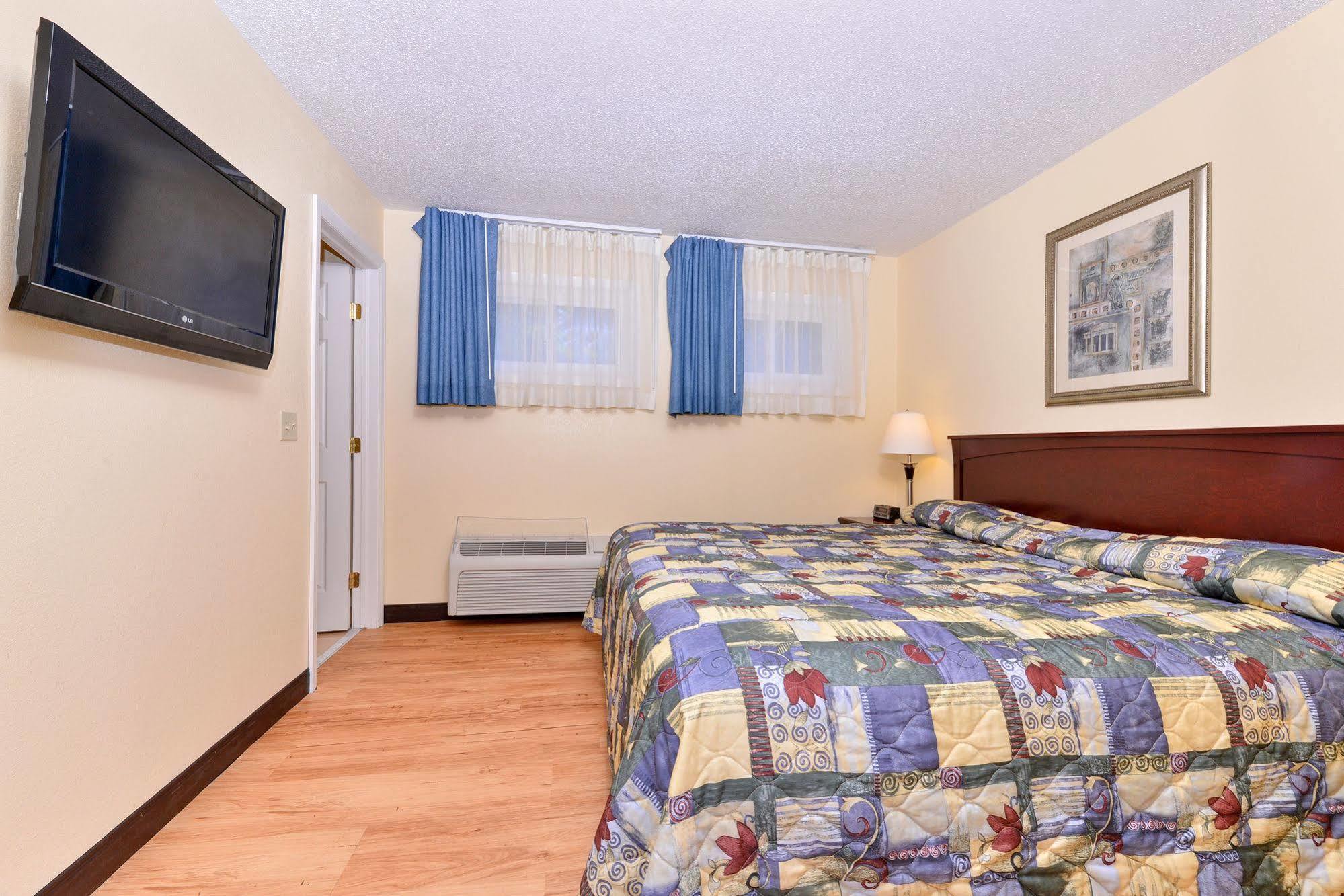 Tower Inn And Suites Of Guilford / Madison Luaran gambar